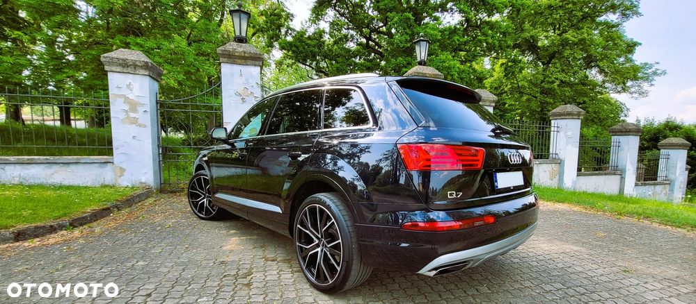 Audi Q7 - 8