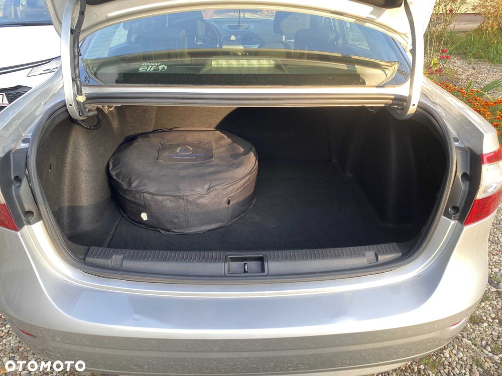 Renault Fluence - 8