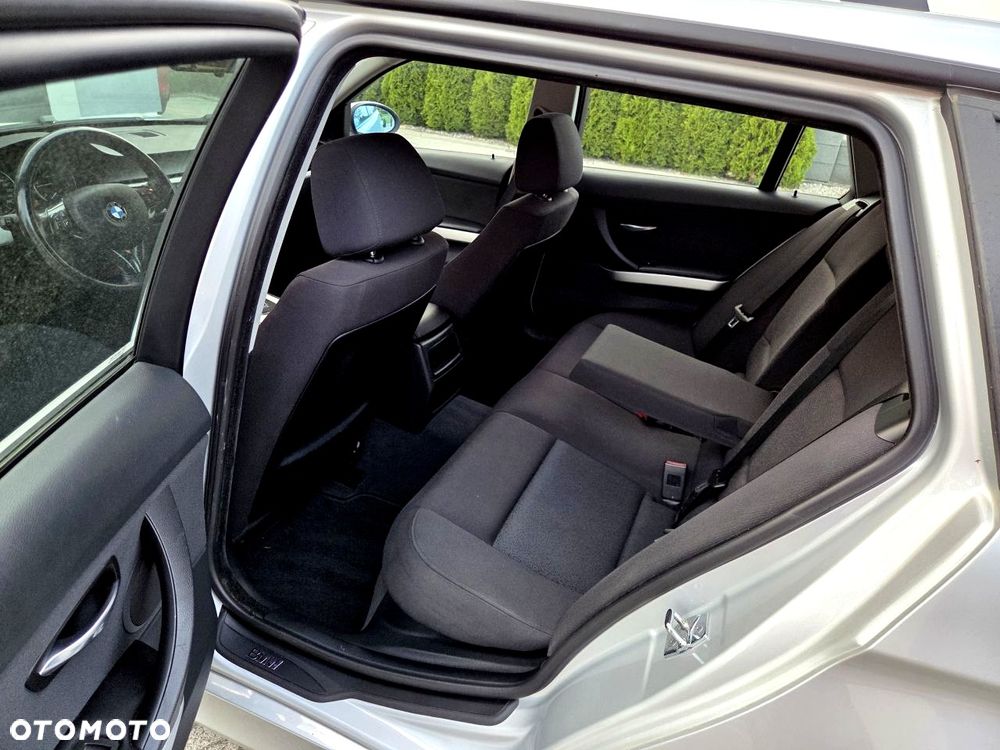 BMW Seria 3 - 20