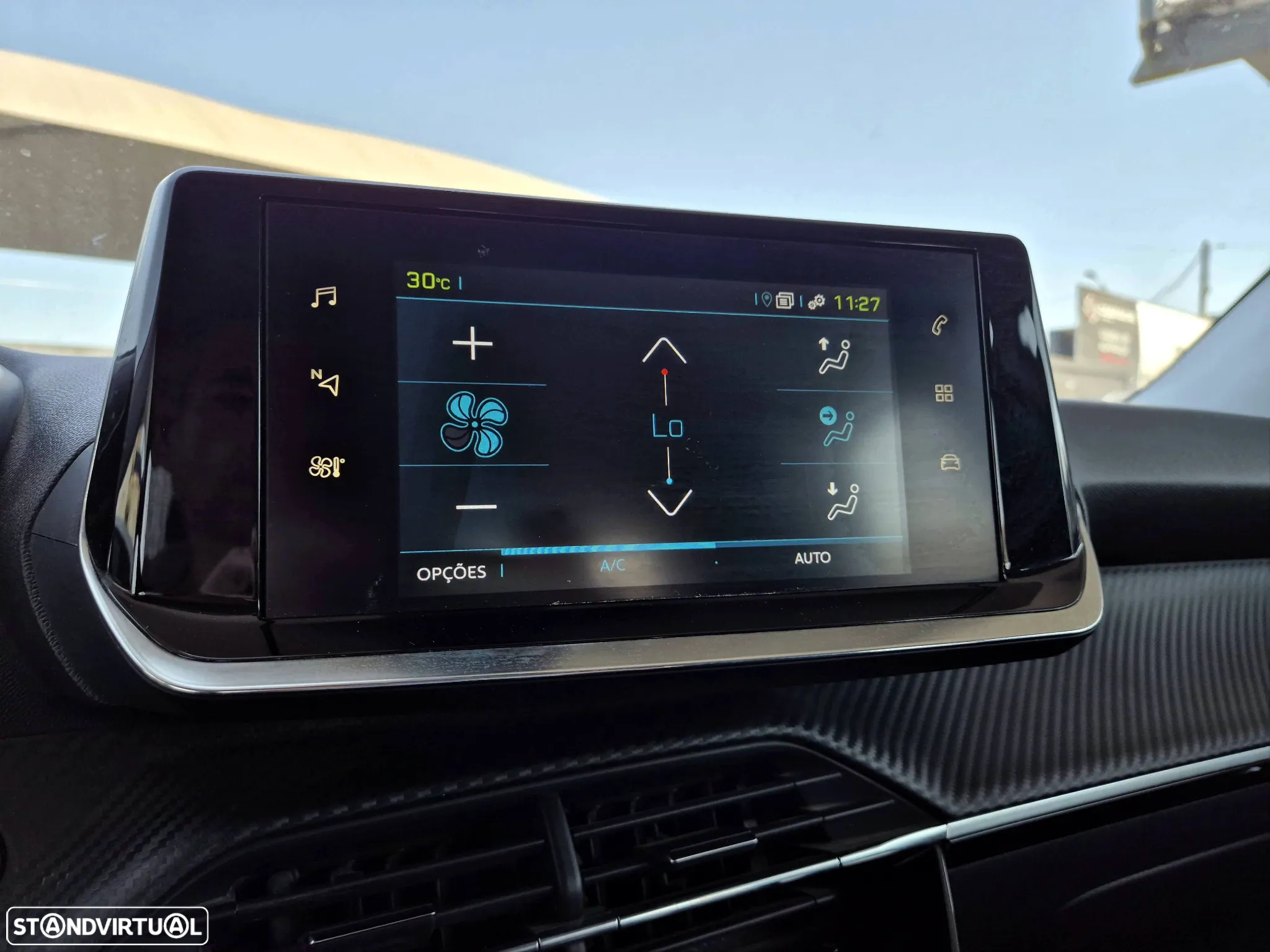 Peugeot e-2008 50 kWh Active Pack - 10