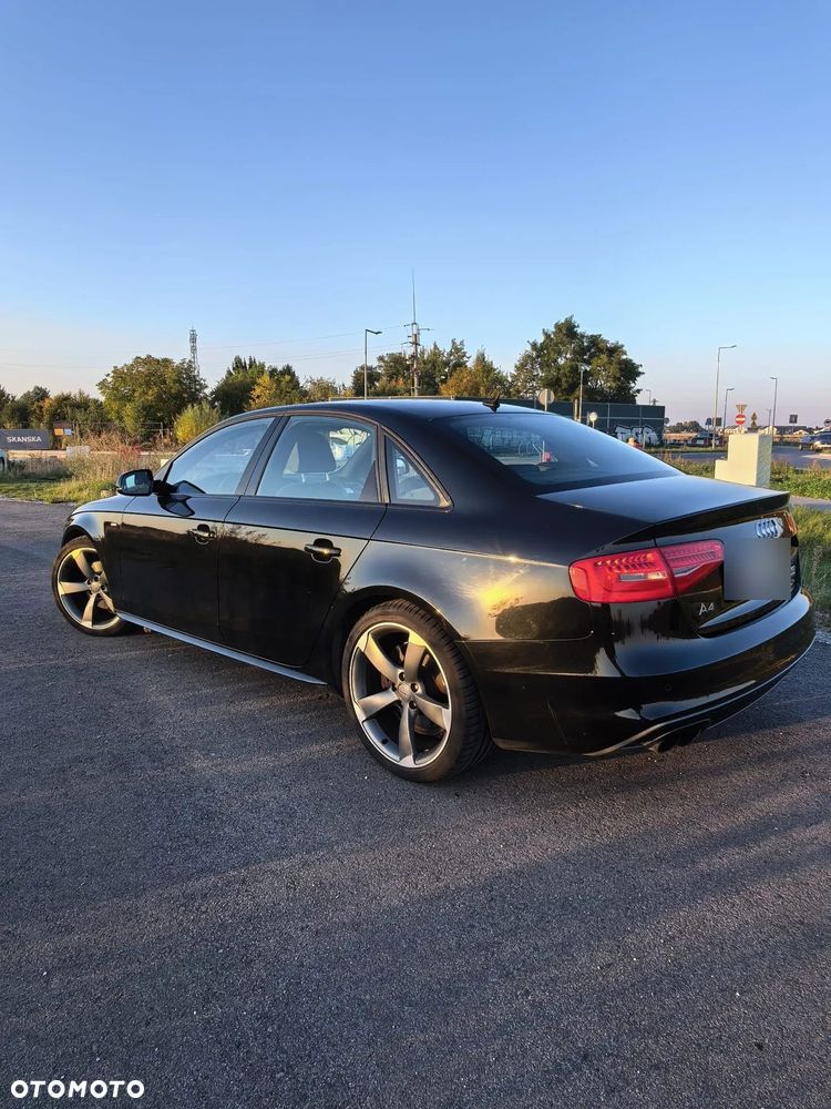 Audi A4 Limousine - 5