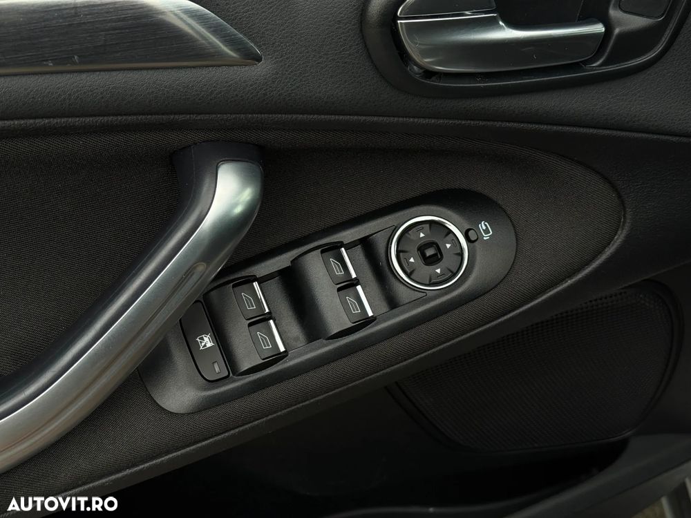 Ford S-Max 2.0 TDCi Trend - 7