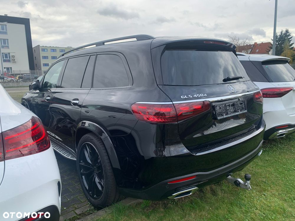 Mercedes-Benz GLS - 16