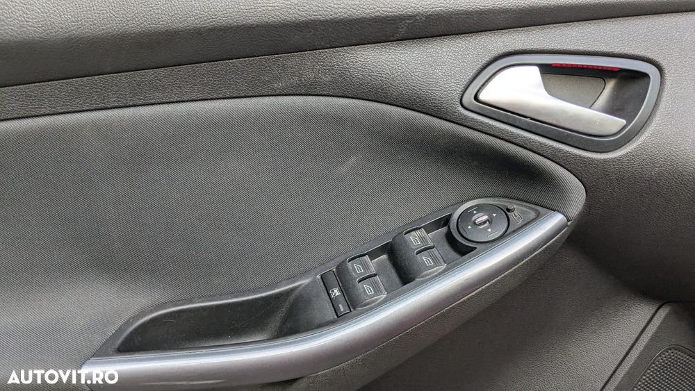 Ford Focus 1.6 Ecoboost Start Stop Sport - 12
