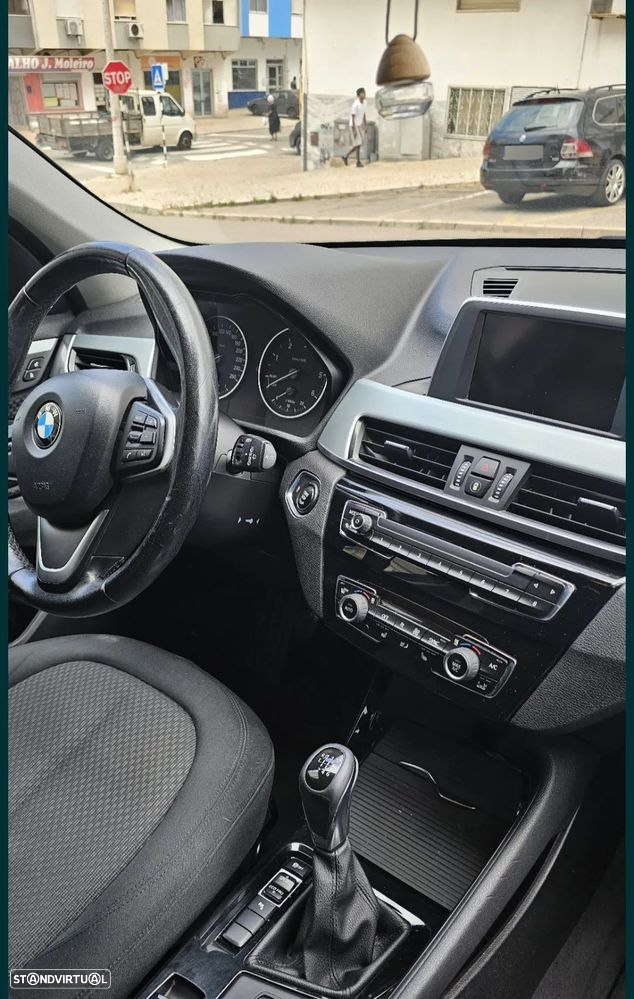 BMW X1 16 d sDrive - 8