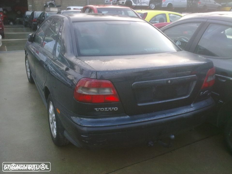 Traseira / Frente /Interior Volvo S40 2001 - 1