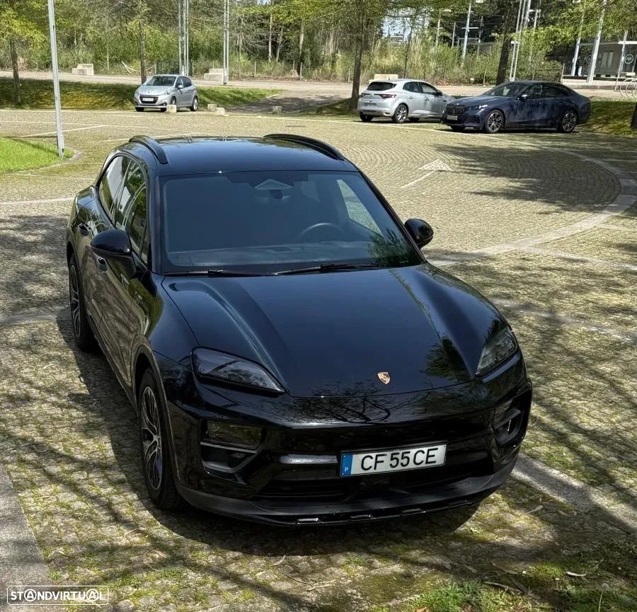 Porsche Macan Electric - 9