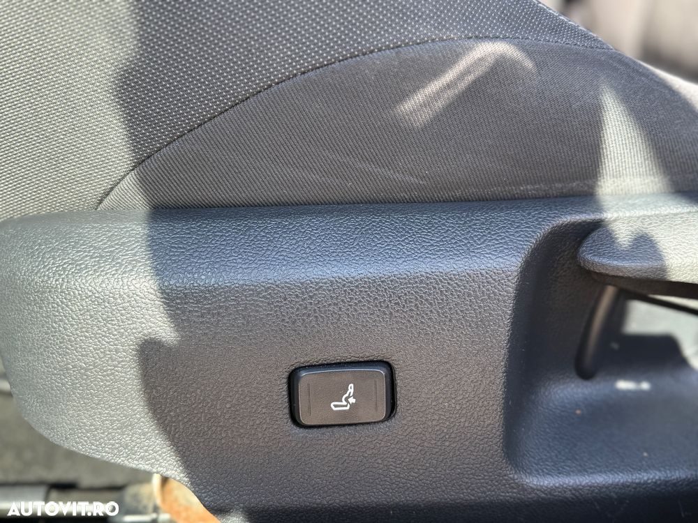 Toyota Corolla 2.0 Business Edition - 16