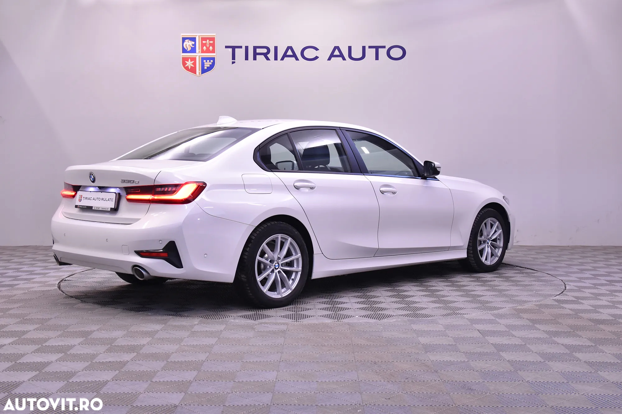 BMW Seria 3 330e AT PHEV - 5