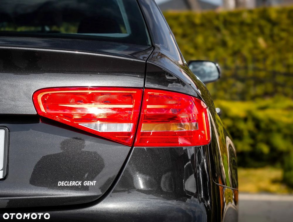 Audi A4 Limousine 2.0 TDI 112g DPF Ambiente - 37