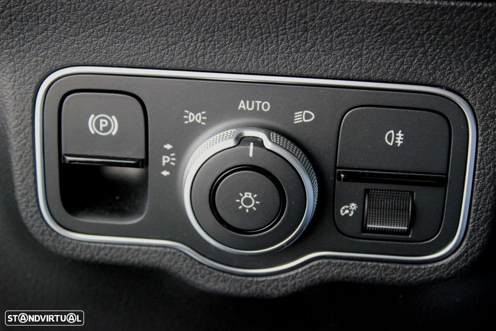 Mercedes-Benz EQA 250+ AMG Line - 24