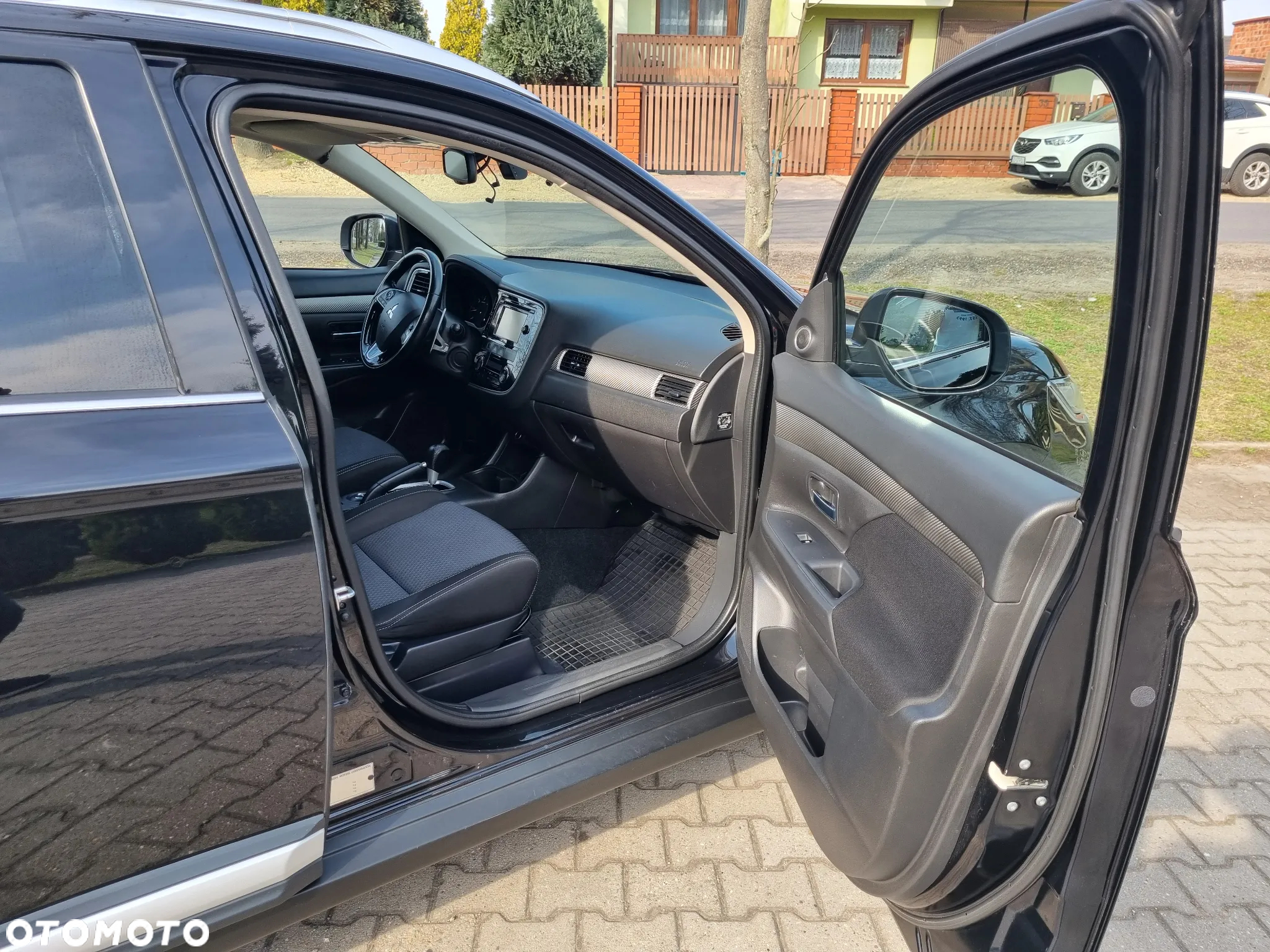 Mitsubishi Outlander 2.2 DID Intense + 4WD - 13