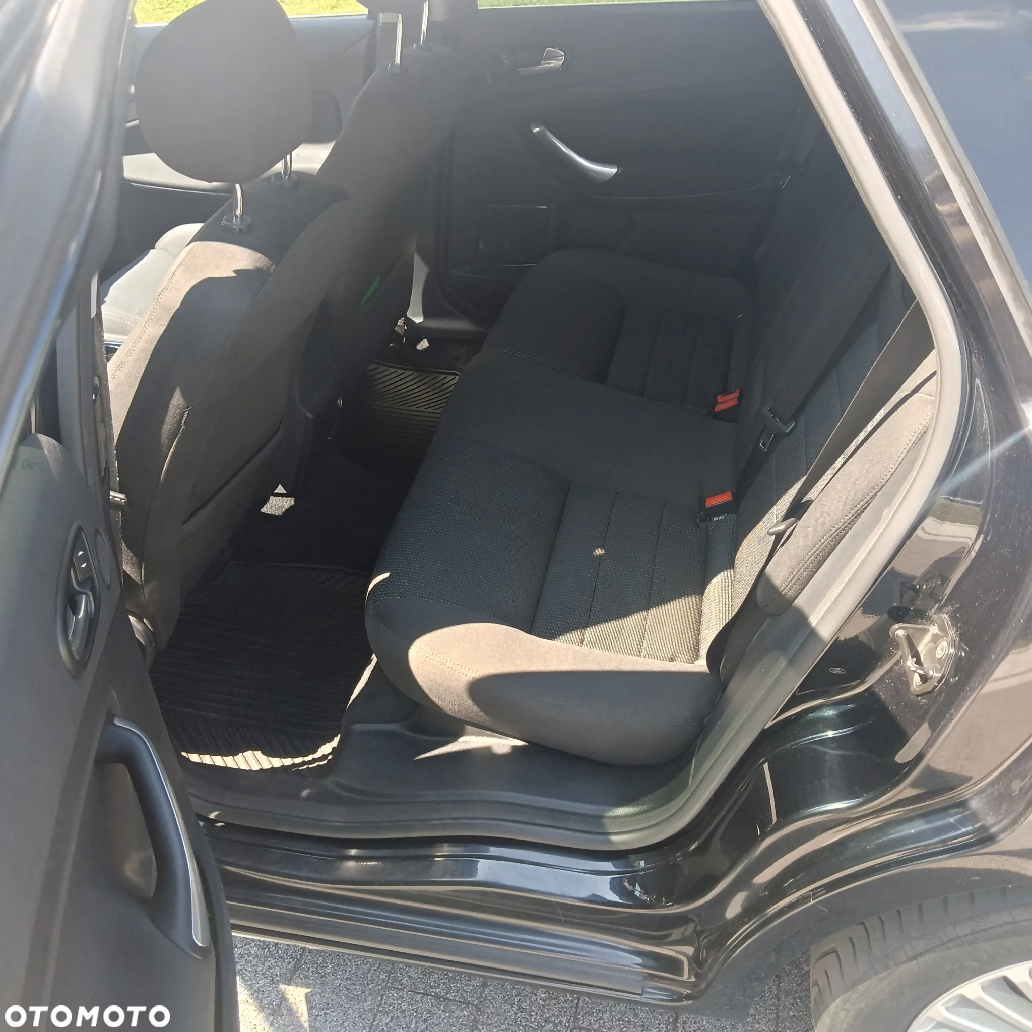 Ford Mondeo 2.0 TDCi Titanium - 10