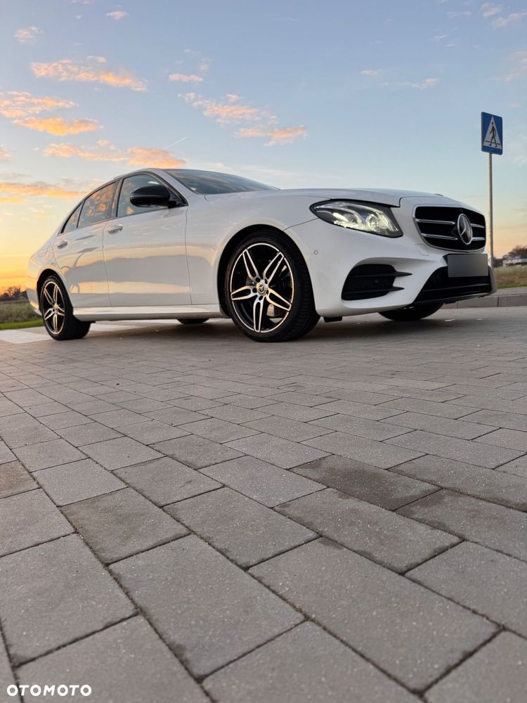 Mercedes-Benz Klasa E 220 d 9G-TRONIC - 25