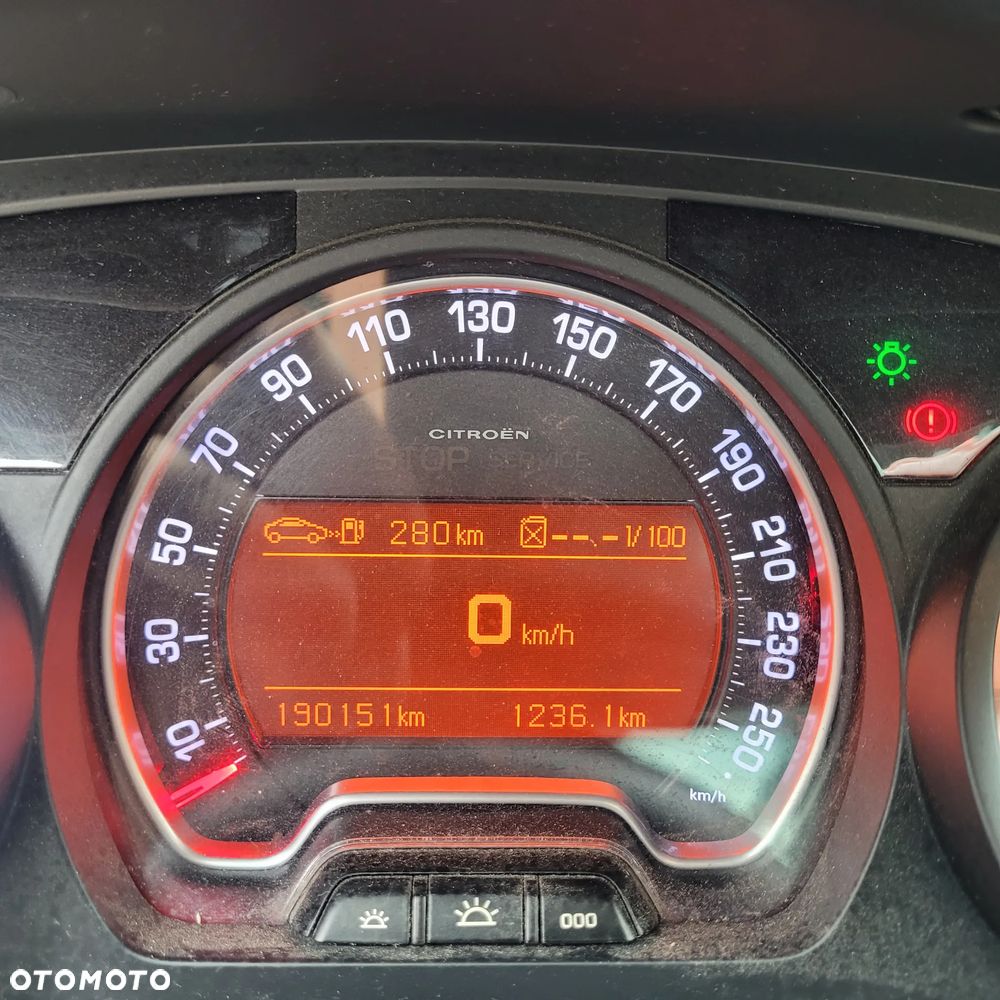 Citroën C5 HDi 140 FAP Confort - 13