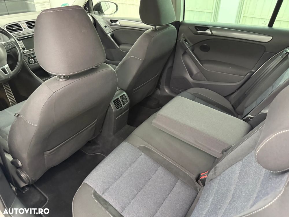 Volkswagen Golf 2.0 TDI DPF DSG Style - 30