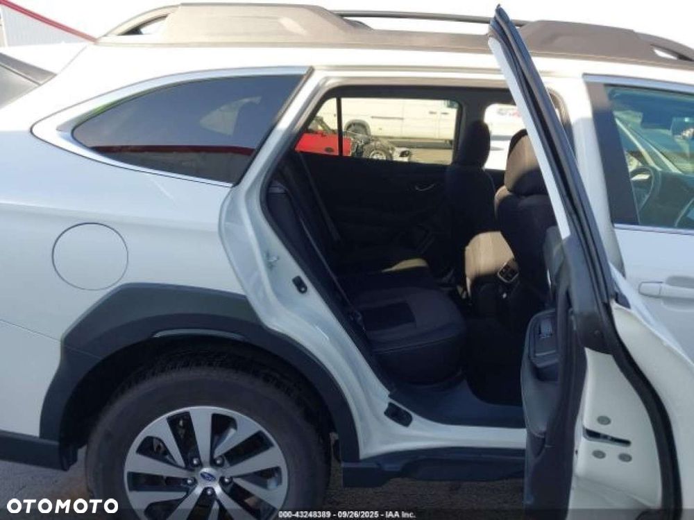 Subaru Outback - 12