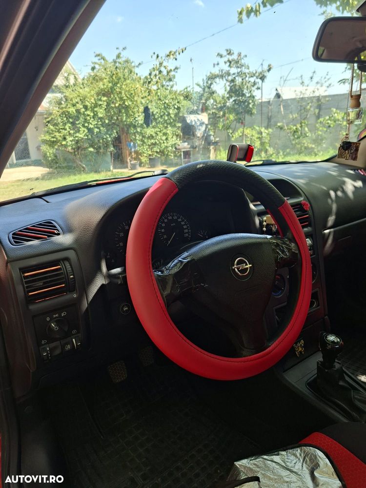 Opel Astra Classic 1.4i - 8