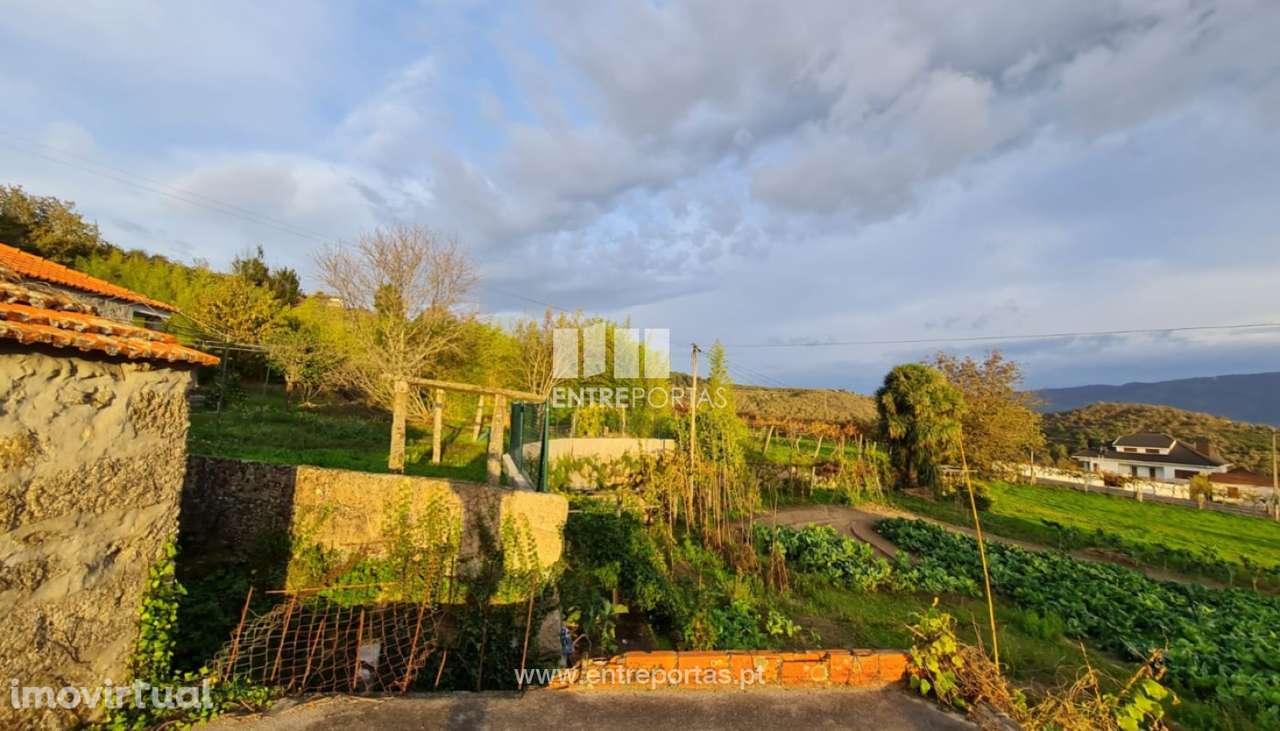 Venda de Três Moradias, Gestaçô Baião - Grande imagem: 5/22