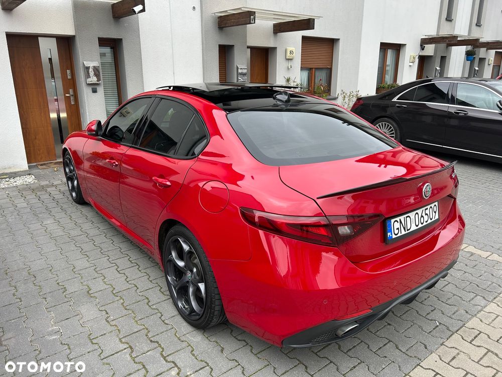 Alfa Romeo Giulia 2.0 Turbo 16V AT8 Veloce Ti - 5