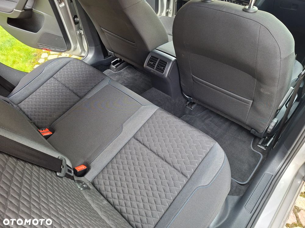 Volkswagen Golf 2.0 TDI Join - 16