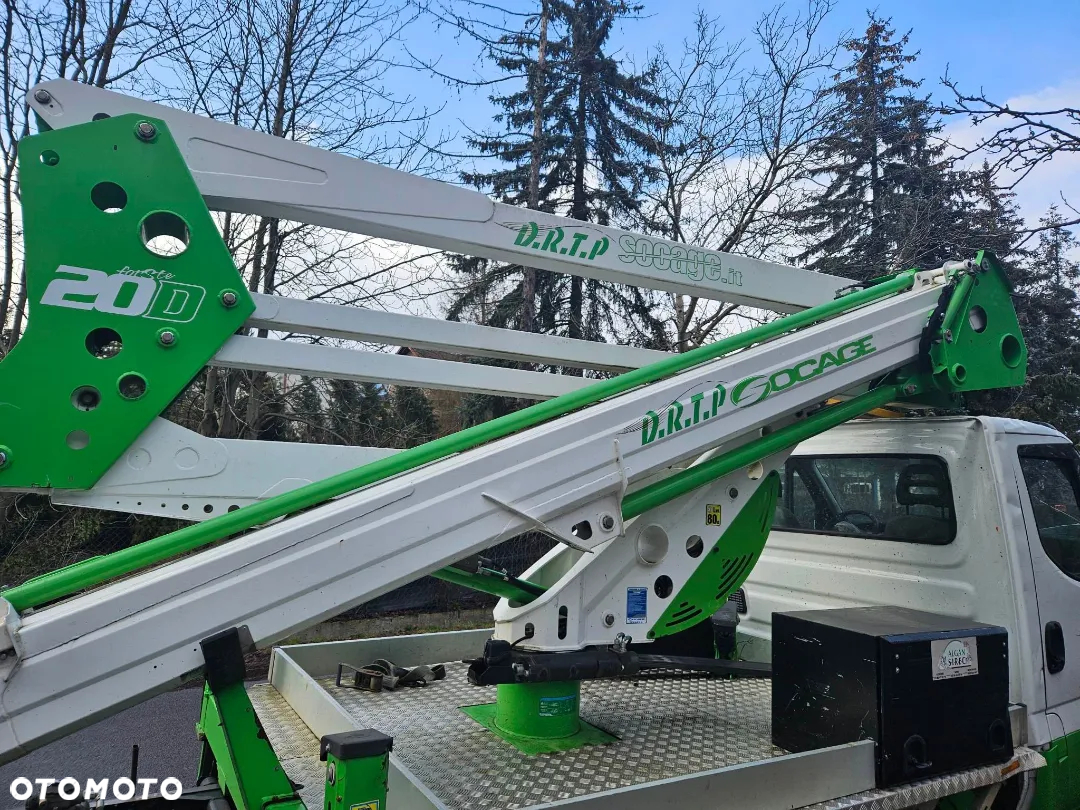 Iveco DAILY  ZWYŻKA , PODNOŚNIK KOSZOWY 20 METRÓW - 7