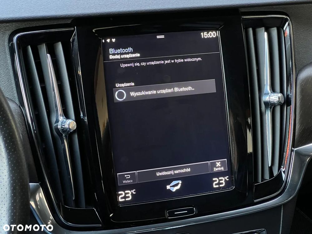 Volvo V90 Cross Country D5 AWD Pro - 36