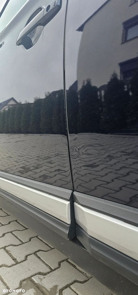 Mitsubishi Outlander 2.0 Instyle + 4WD CVT - 13