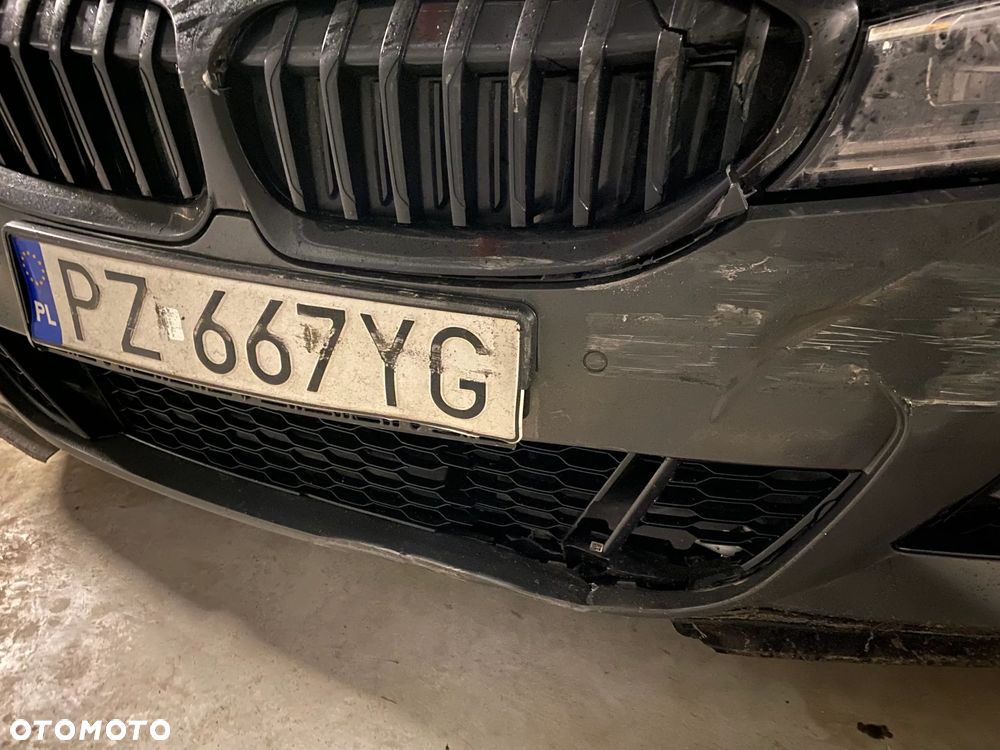 BMW Seria 3 330i xDrive M Sport sport - 38