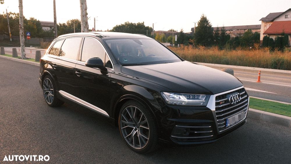Audi SQ7 - 8