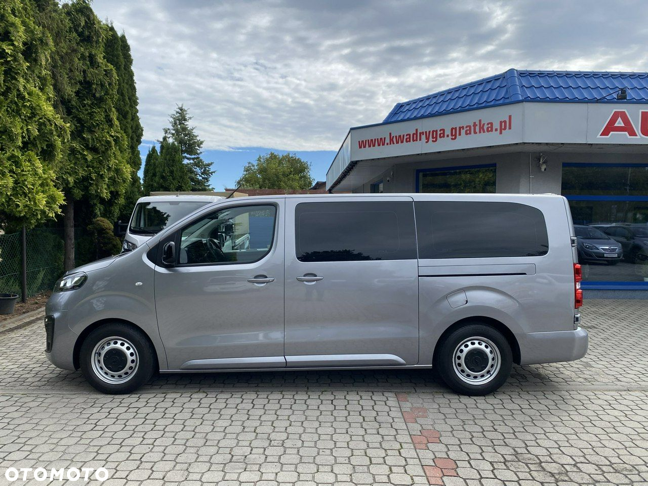 Opel Vivaro - 24