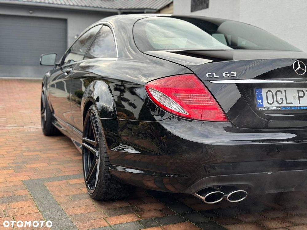 Mercedes-Benz CL 63 AMG - 7
