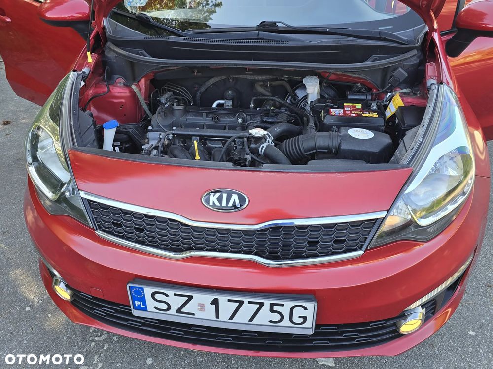 Kia Rio 1.2 L - 23