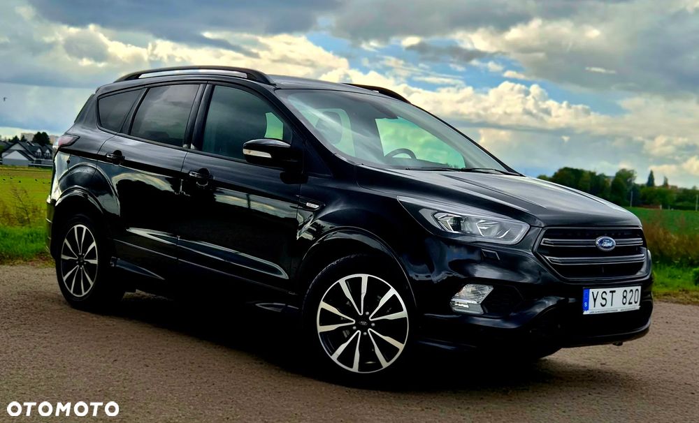 Ford Kuga 1.5 EcoBoost 2x4 ST-Line - 28