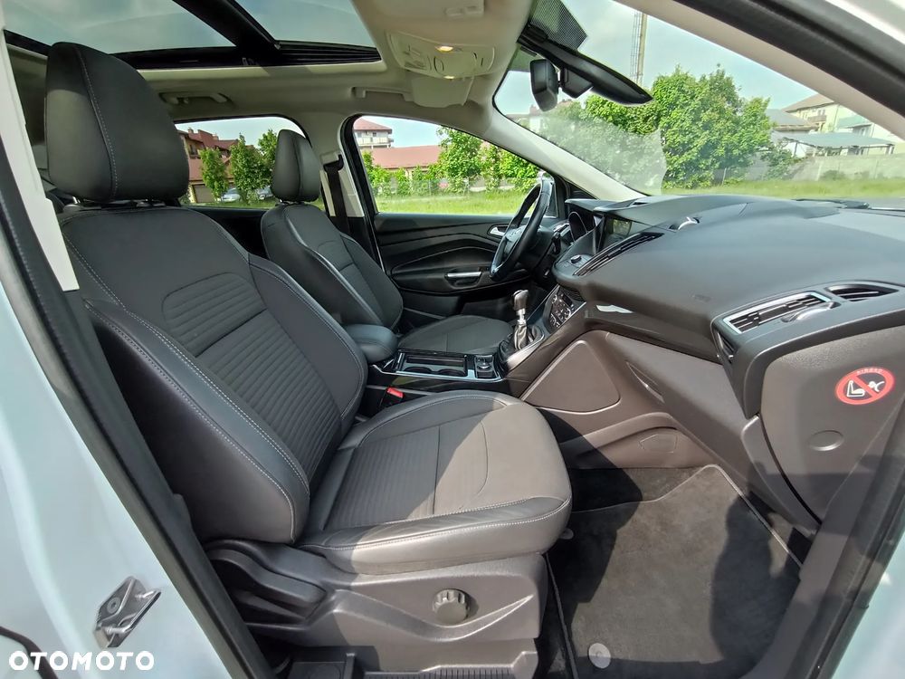 Ford Kuga - 21