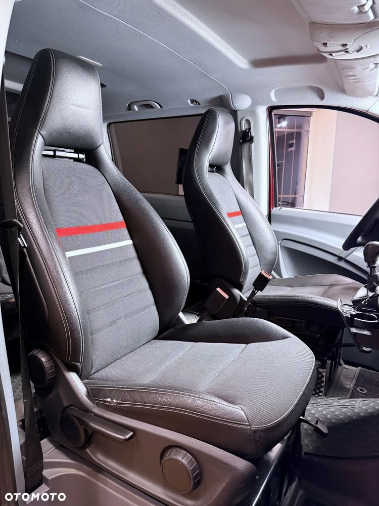 Mercedes-Benz Vito Univan 639.605 - 12