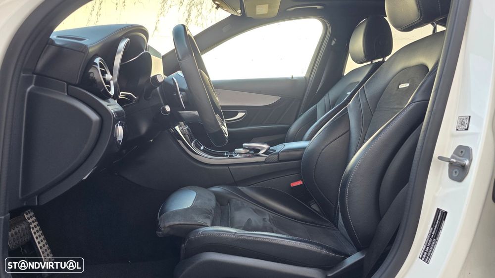 Mercedes-Benz C 63 AMG Standard - 13