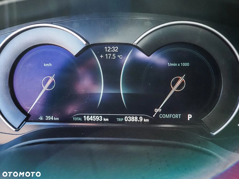 BMW Seria 5 520d xDrive Sport Line - 14