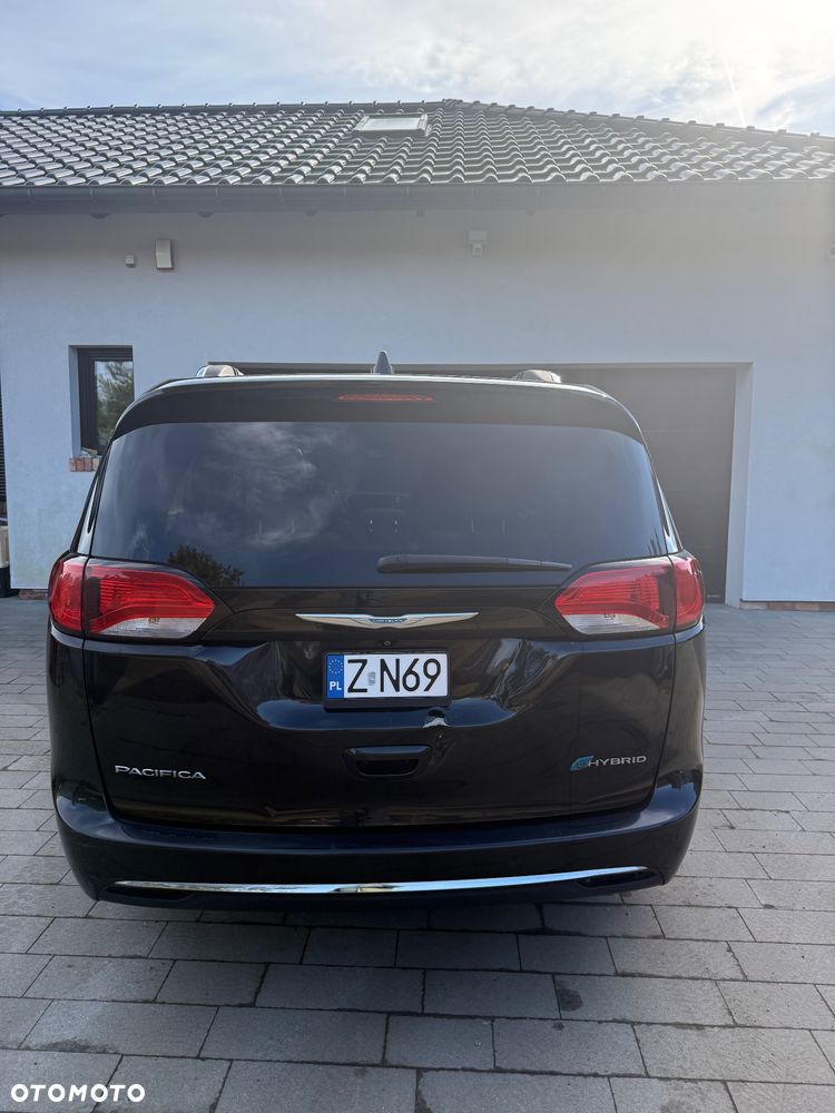Chrysler Pacifica - 7