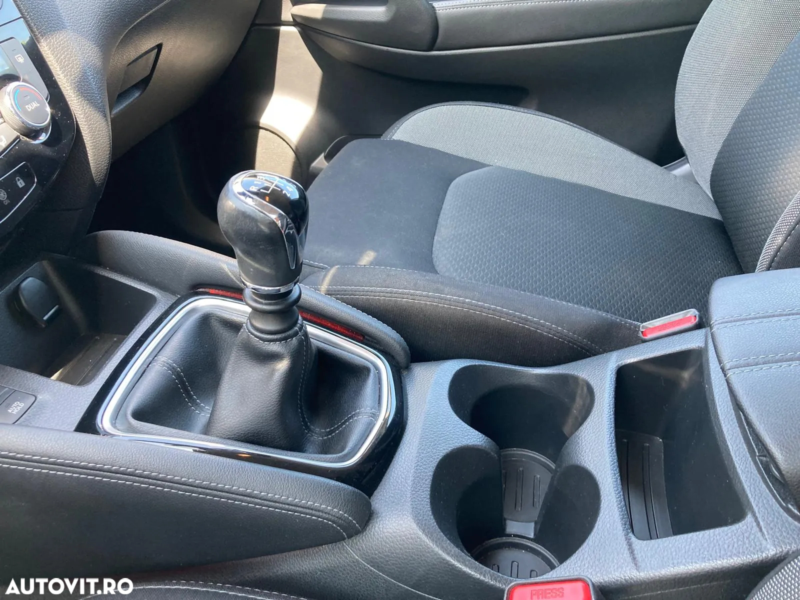 Nissan Qashqai 1.7D 150CP 2WD N-Connecta - 7