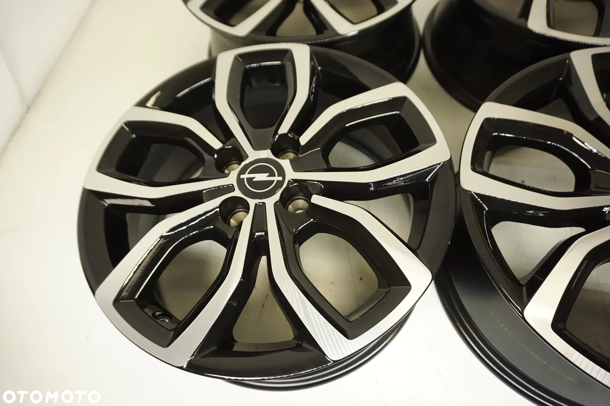 FELGI ALUMINIOWE 16 OPEL ASTRA H TIGRA CORSA D E 4X100 - 4