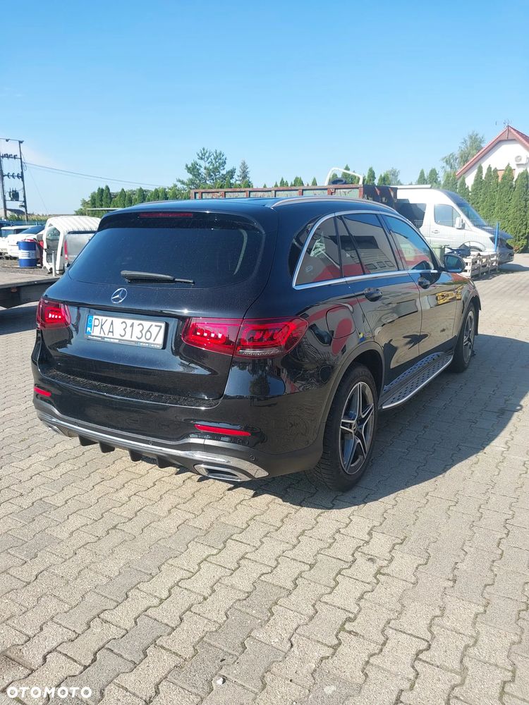Mercedes-Benz GLC 220 d 4-Matic - 3