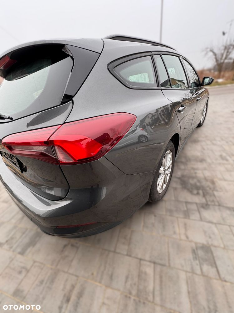 Ford Focus 1.5 EcoBlue SCR Titanium - 9