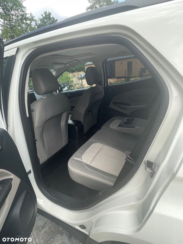Ford EcoSport - 4