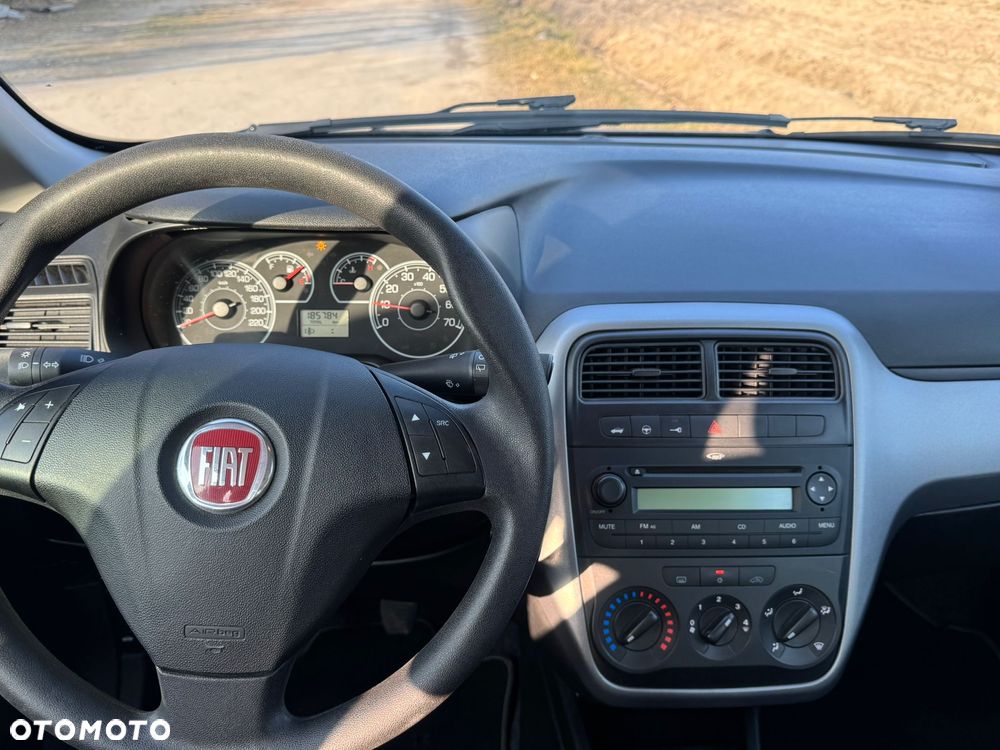Fiat Punto - 10