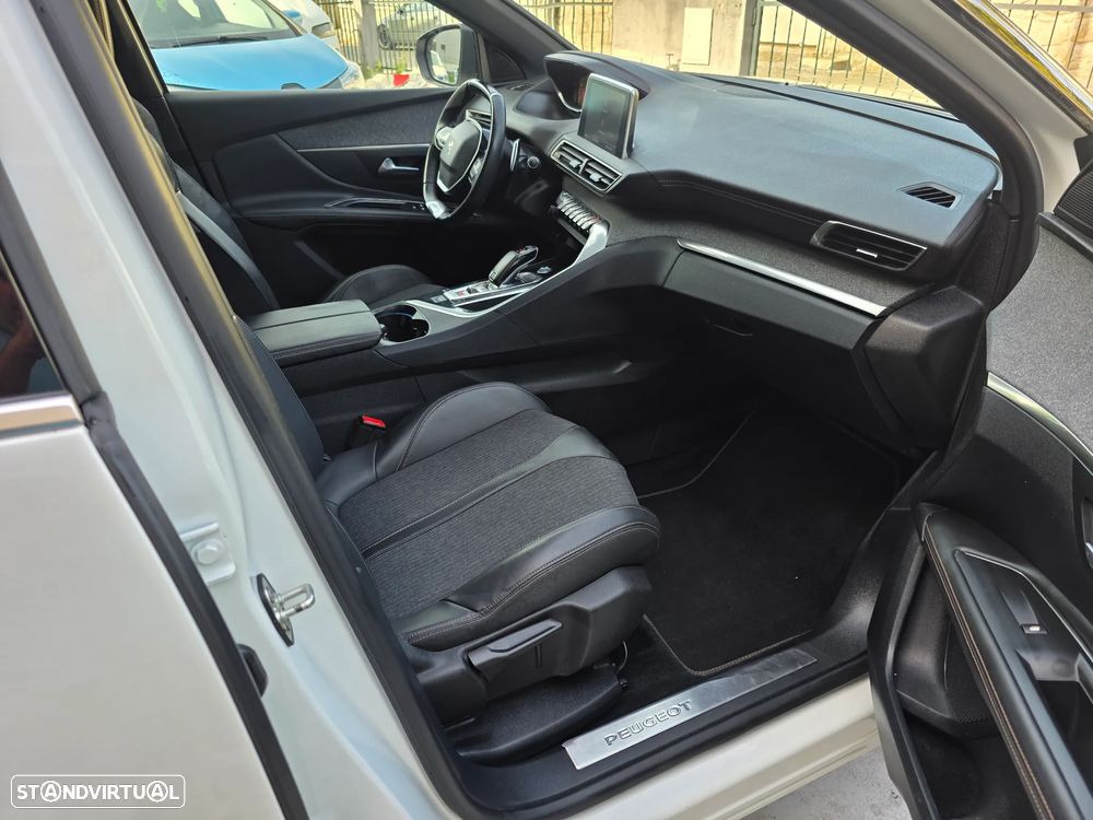 Peugeot 3008 1.5 BlueHDi GT Line EAT8 - 43