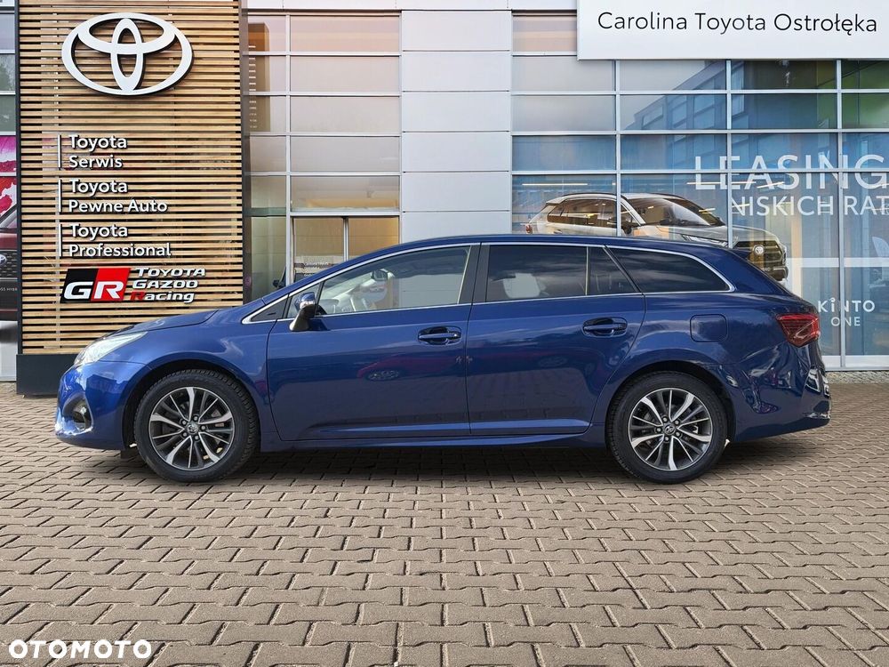 Toyota Avensis 2.0 D-4D Premium - 6