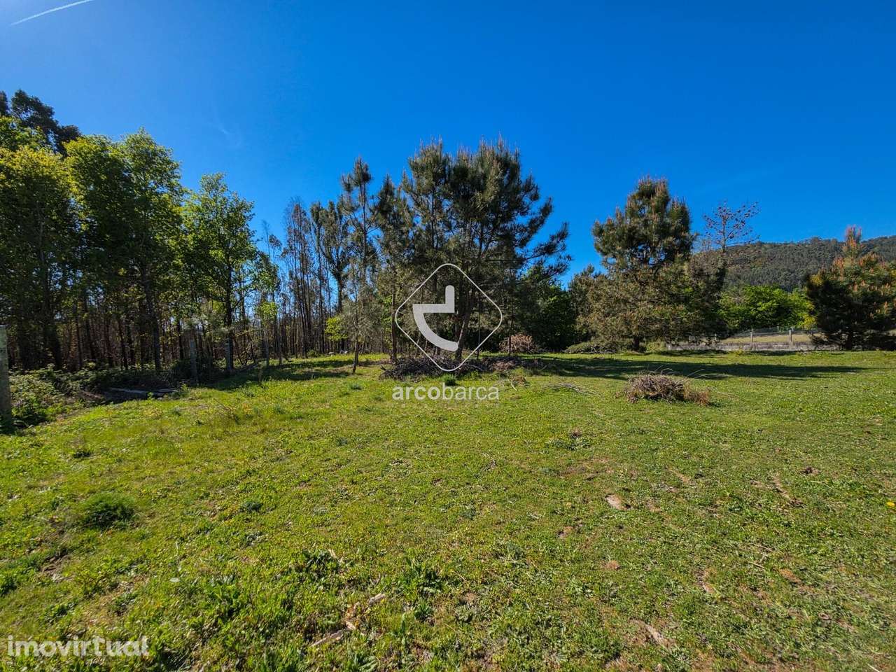 Terreno em zona de construção em Monte Redondo - Grande imagem: 5/17