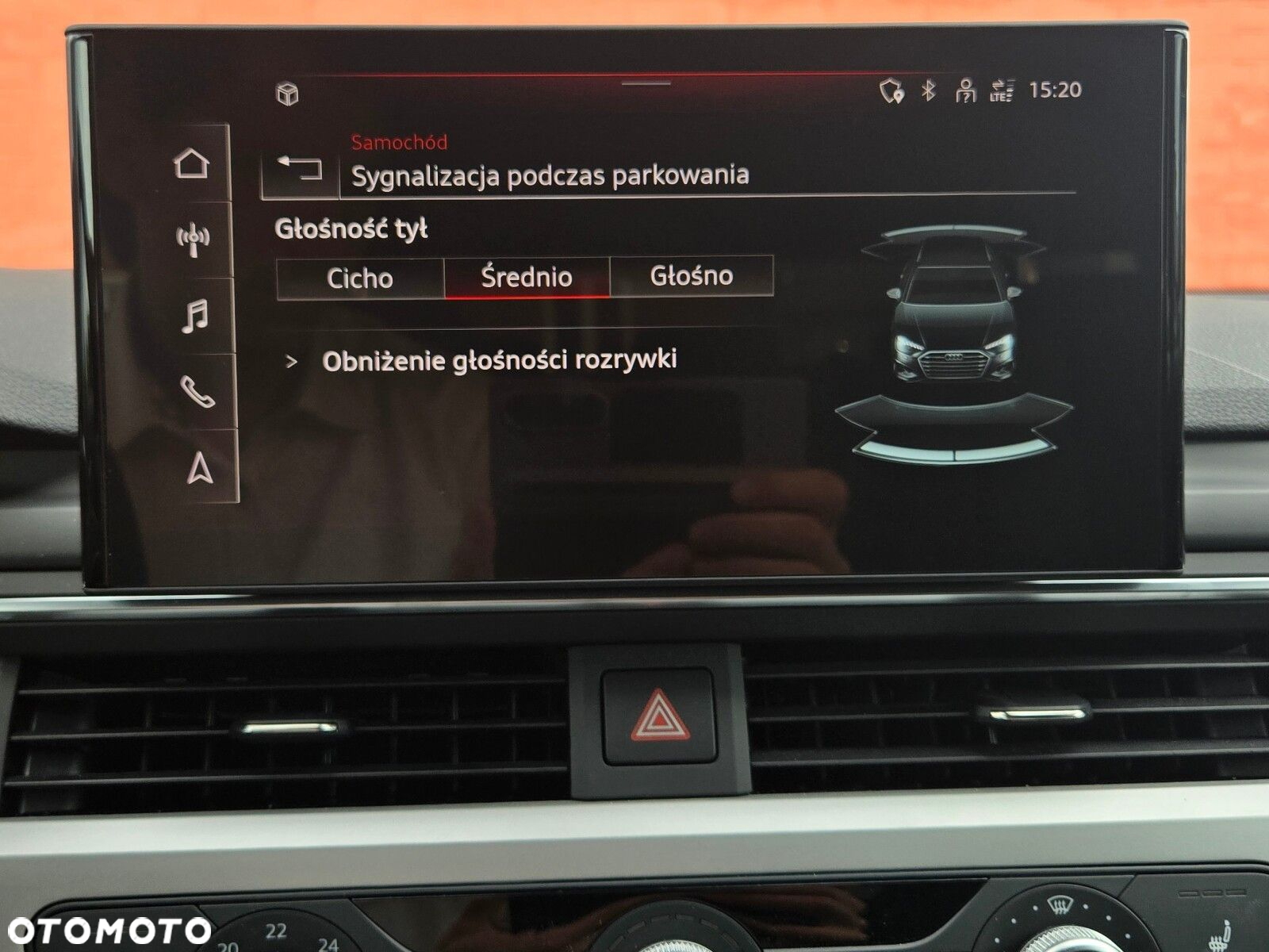 Audi A4 Allroad - 32