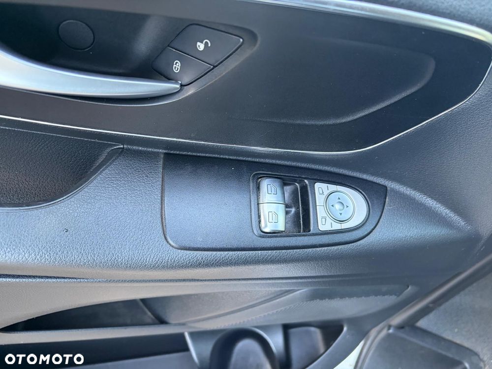 Mercedes-Benz Vito - 20
